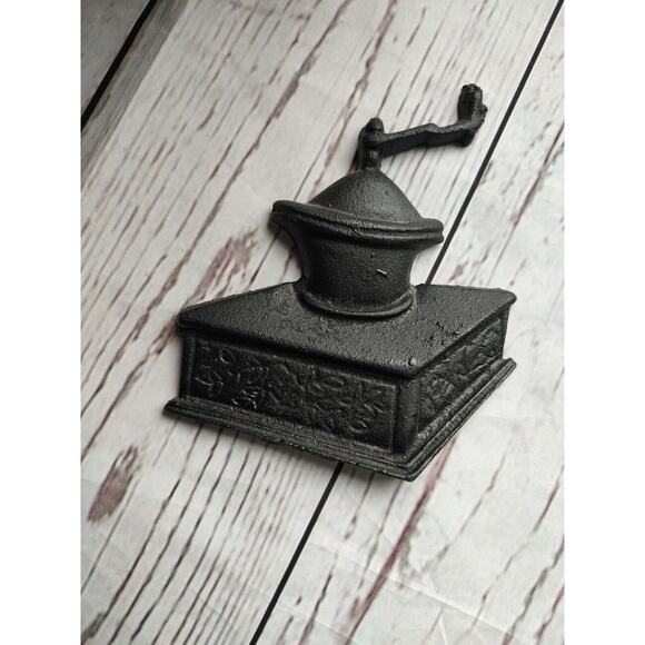 VTG Cast Iron Kitchen Decor Wall Hanging Coffee Grinder Souvenir Of Chimney Rock - Picture 1 of 7